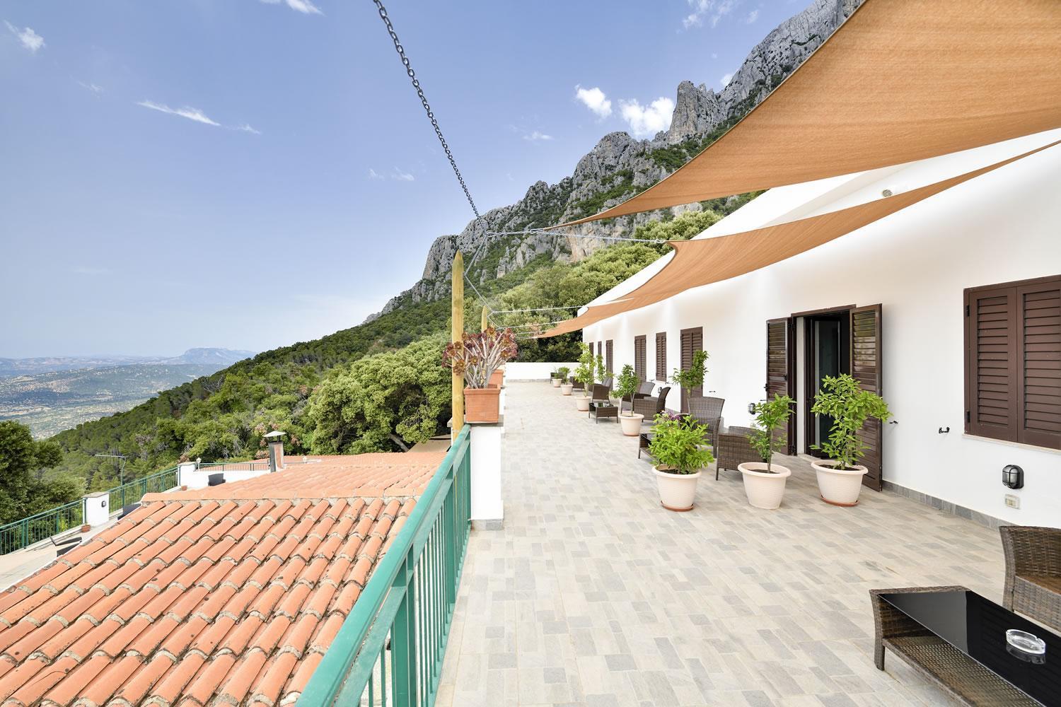 Hotel S'Enis Monte Maccione à Oliena Extérieur photo